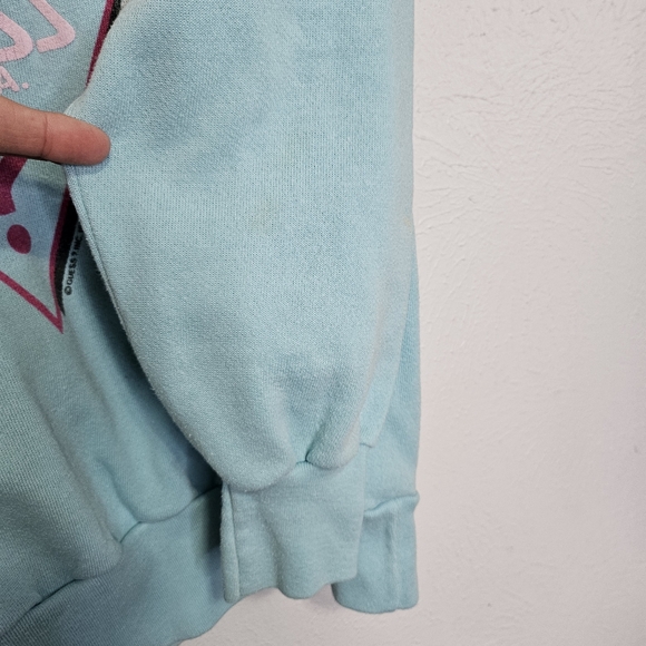 Vintage Guess USA Puppy Crewneck Sweatshirt Blue Pink 80's Women's Size Small - Picture 11 of 12